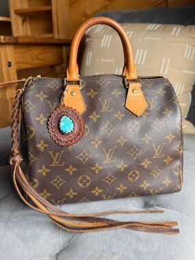 Vintage Louis Vuitton Monogram Canvas Speedy 25 With Accessories